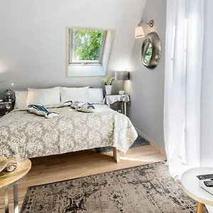 https://fisher-house-apartments.sopothotels.com