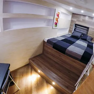 https://panorama.warsawhotelspoland.com