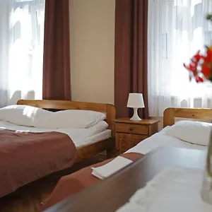  Hostel Enigma Polska