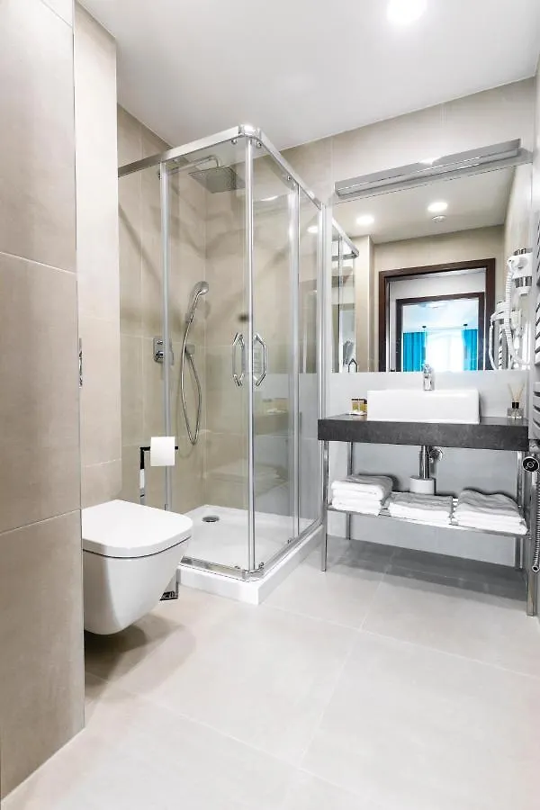 Forrest Apartments & Hostel Gdansk Aparthotel